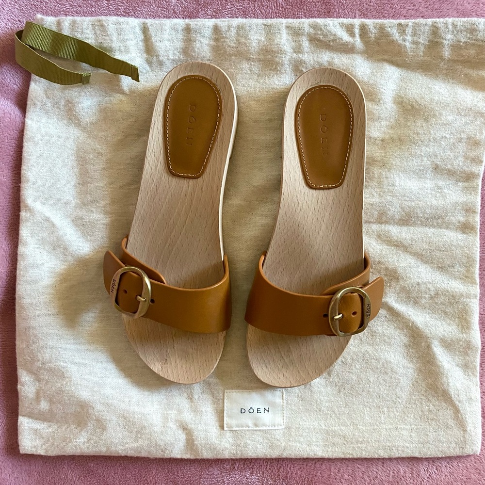 Doen Wooden Sandals Size 7